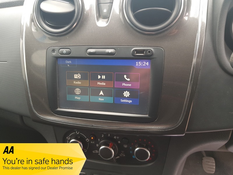 Used Dacia Sandero Stepway 2017 for sale - 76500548: Photo 12