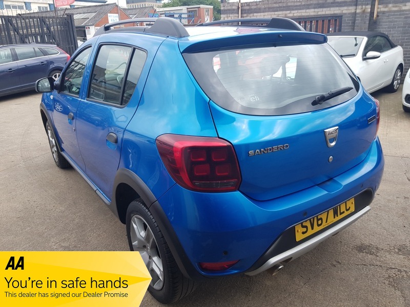 Used Dacia Sandero Stepway 2017 for sale - 76500548: Photo 5