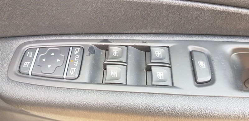 Used Renault Captur 2018 for sale - 76500589: Photo 17