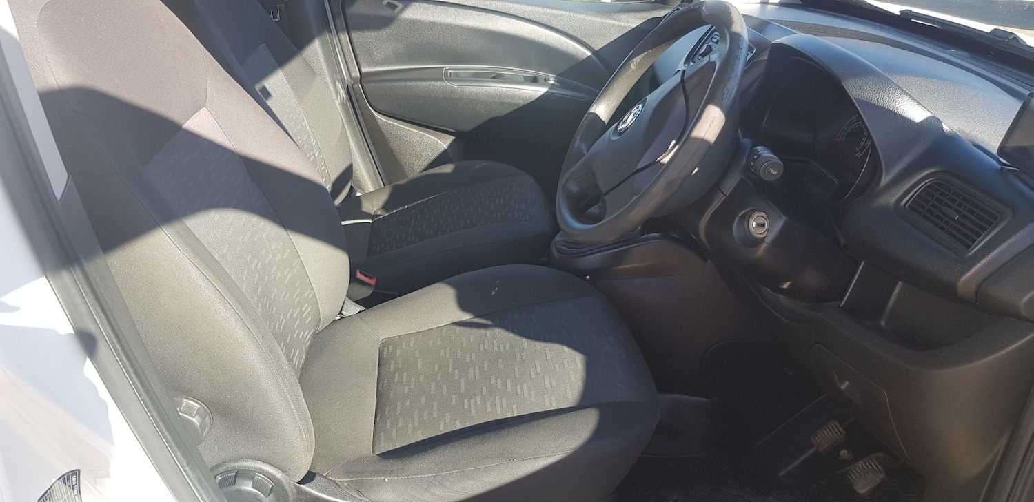 Used Vauxhall Combo 2017 for sale - 78179074: Photo 12