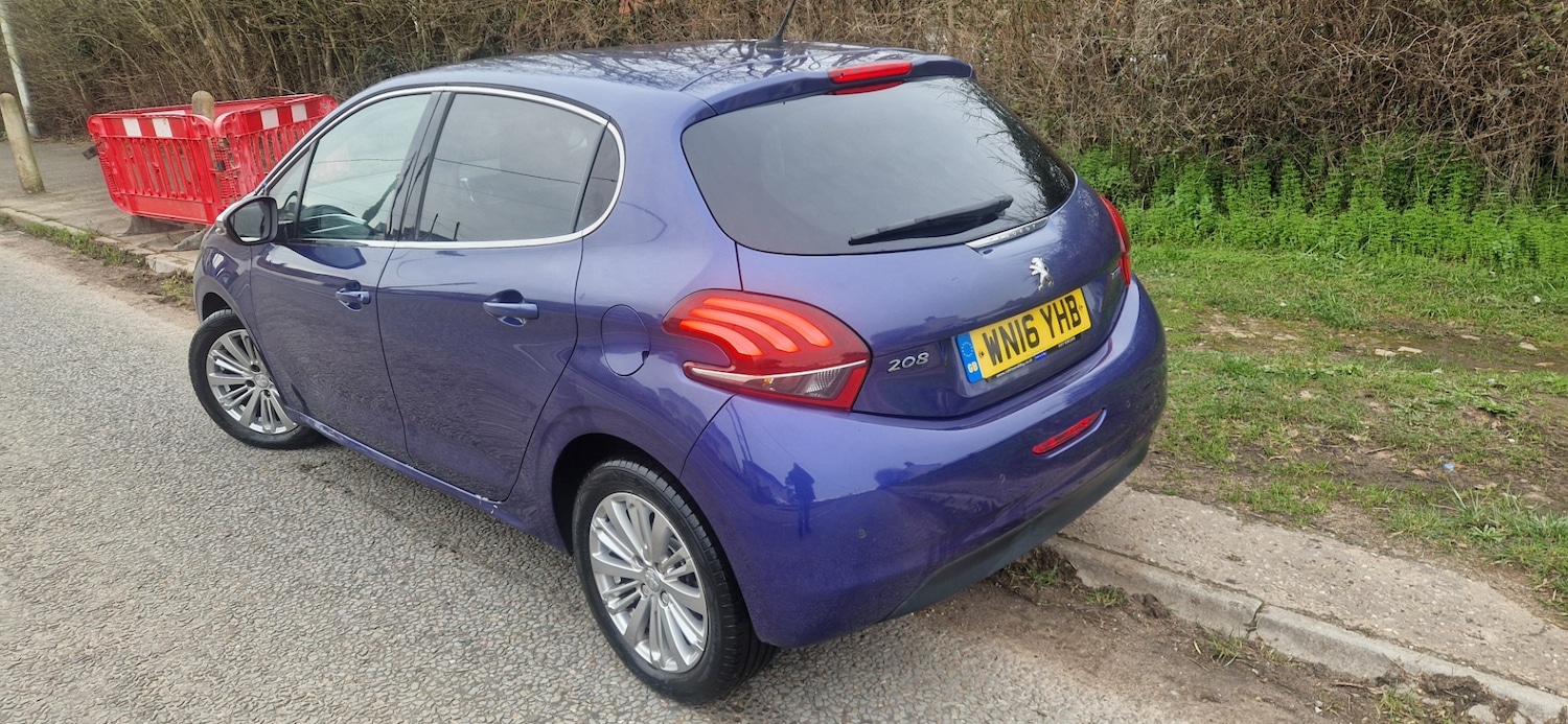 Used Peugeot 208 2016 for sale - 77556886: Photo 2