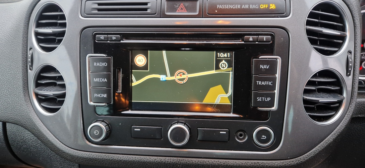 Used Volkswagen Tiguan 2012 for sale - 76979683: Photo 11