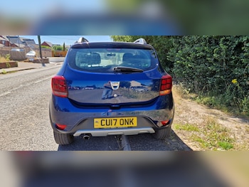 Used Dacia Sandero Stepway 2017 for sale - 79119779: Photo