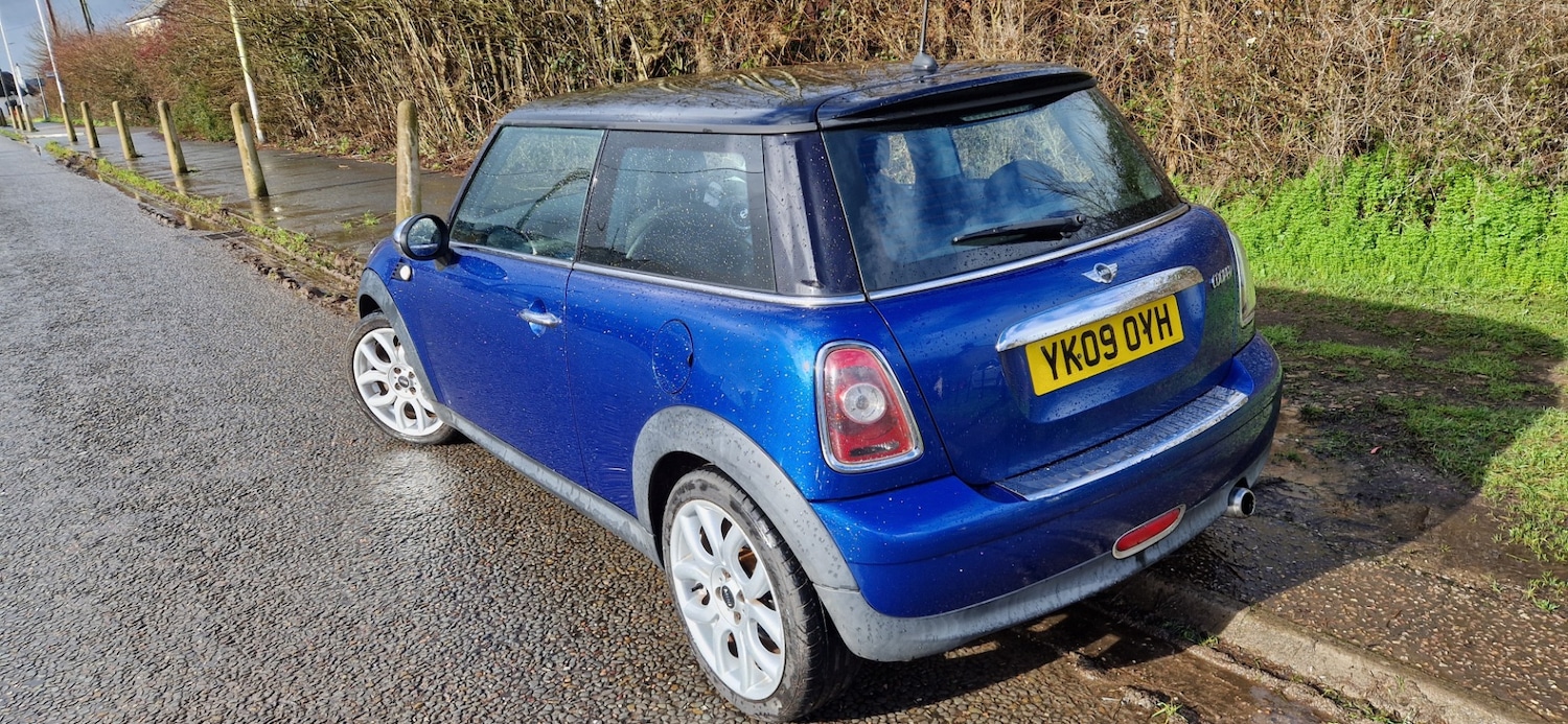 Used MINI Hatch 2009 for sale - 77475176: Photo 2
