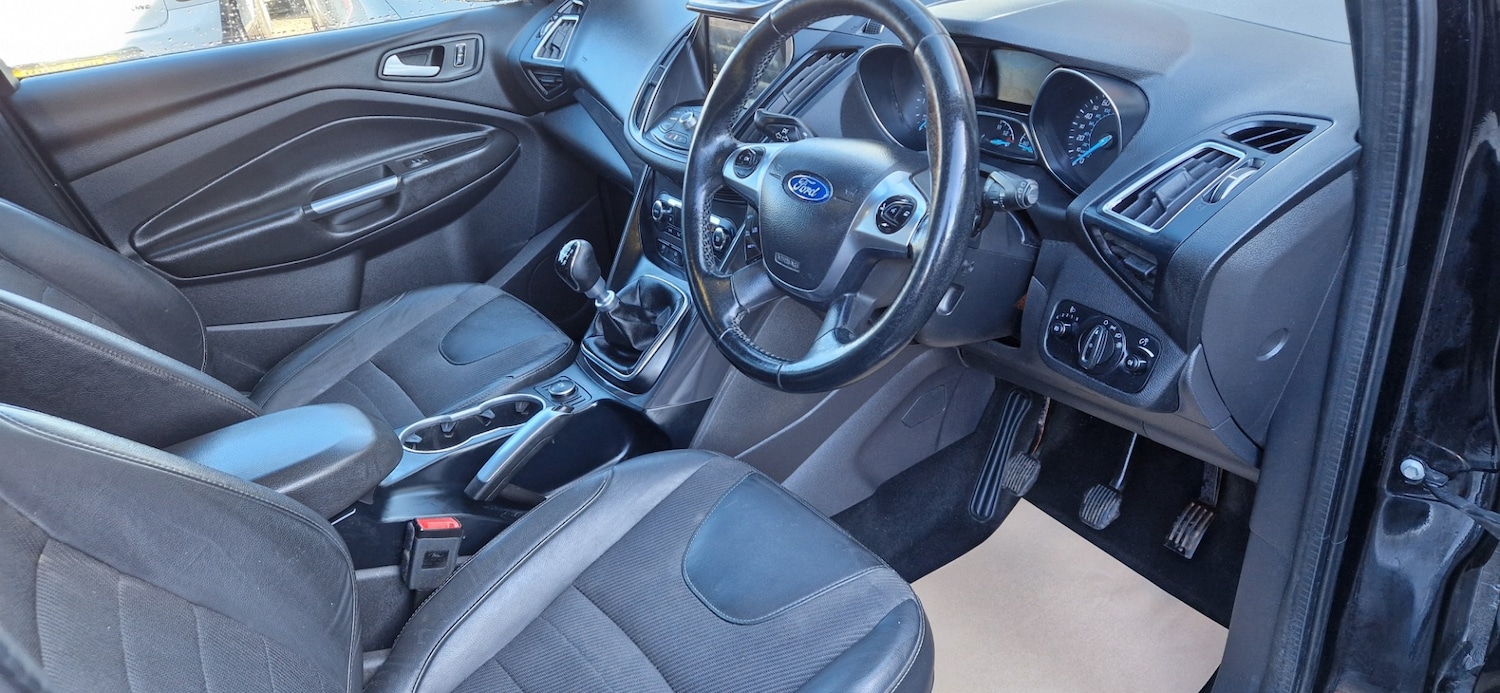 Used Ford Kuga 2015 for sale - 76374122: Photo 8