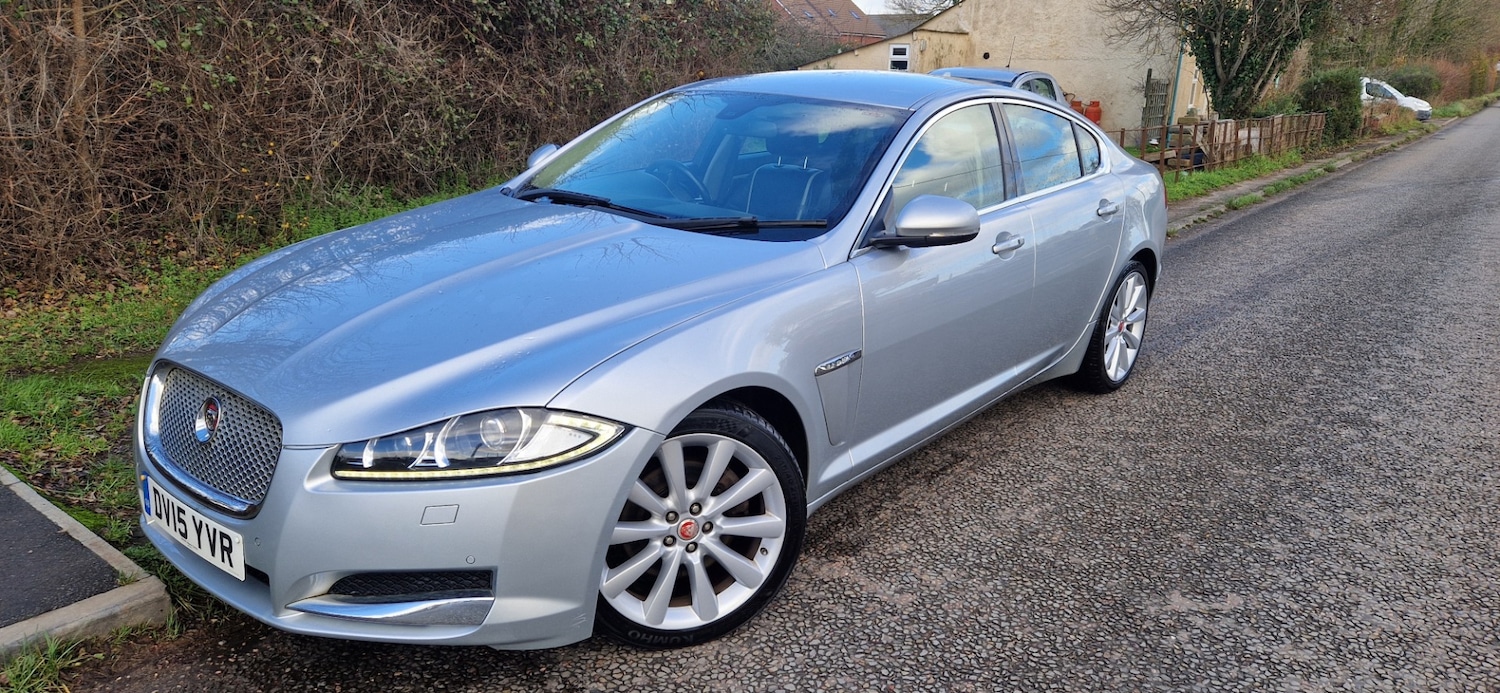 Used Jaguar XF 2015 for sale - 76894531: Photo 1