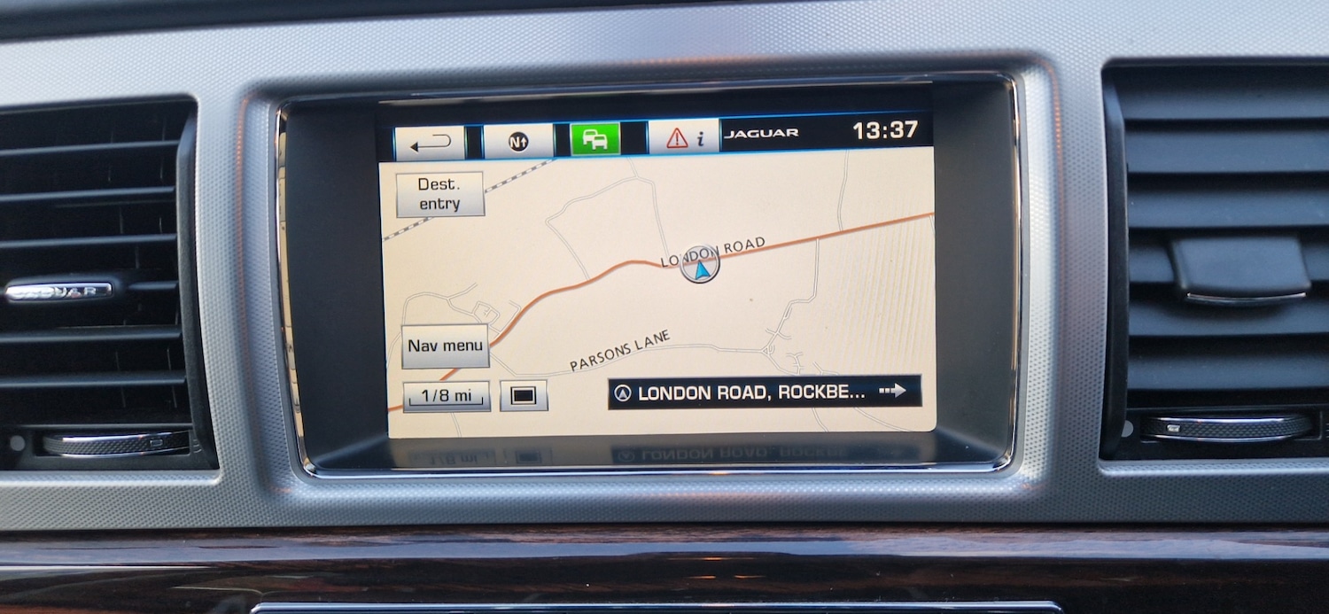 Used Jaguar XF 2015 for sale - 76894531: Photo 11