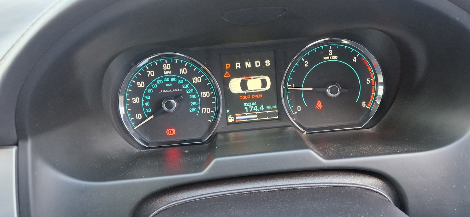 Used Jaguar XF 2015 for sale - 76894531: Photo 16