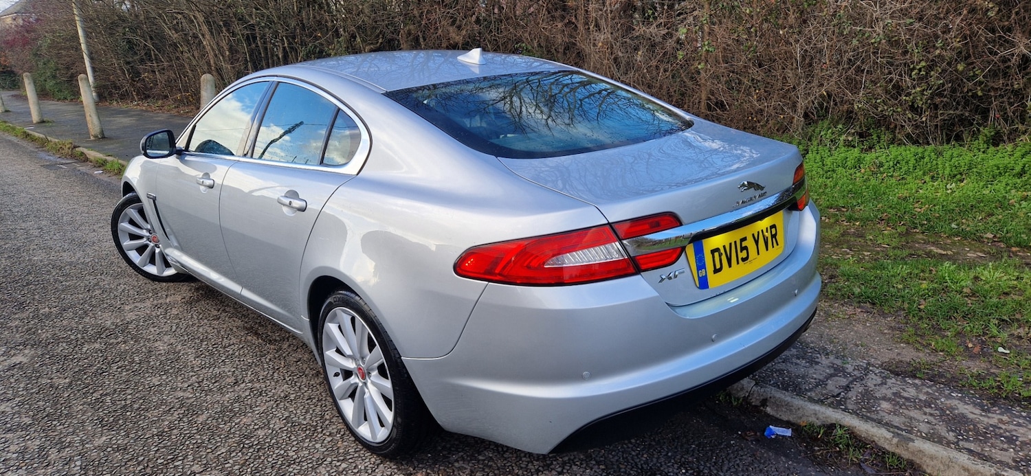 Used Jaguar XF 2015 for sale - 76894531: Photo 2