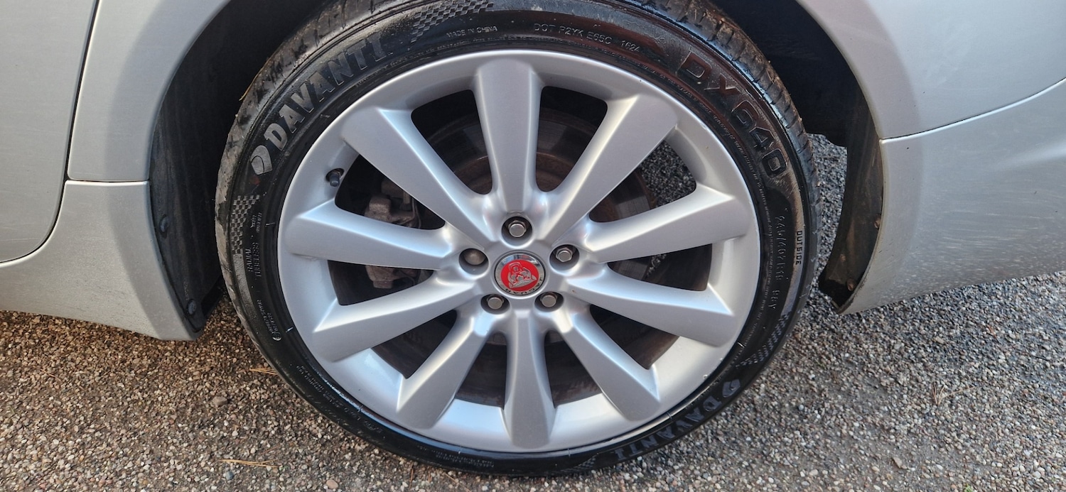 Used Jaguar XF 2015 for sale - 76894531: Photo 21