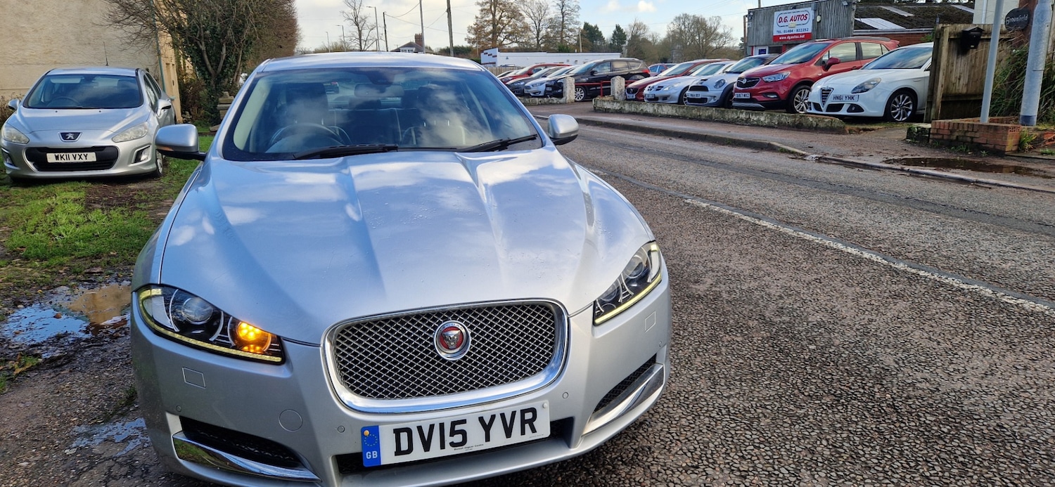 Used Jaguar XF 2015 for sale - 76894531: Photo 4