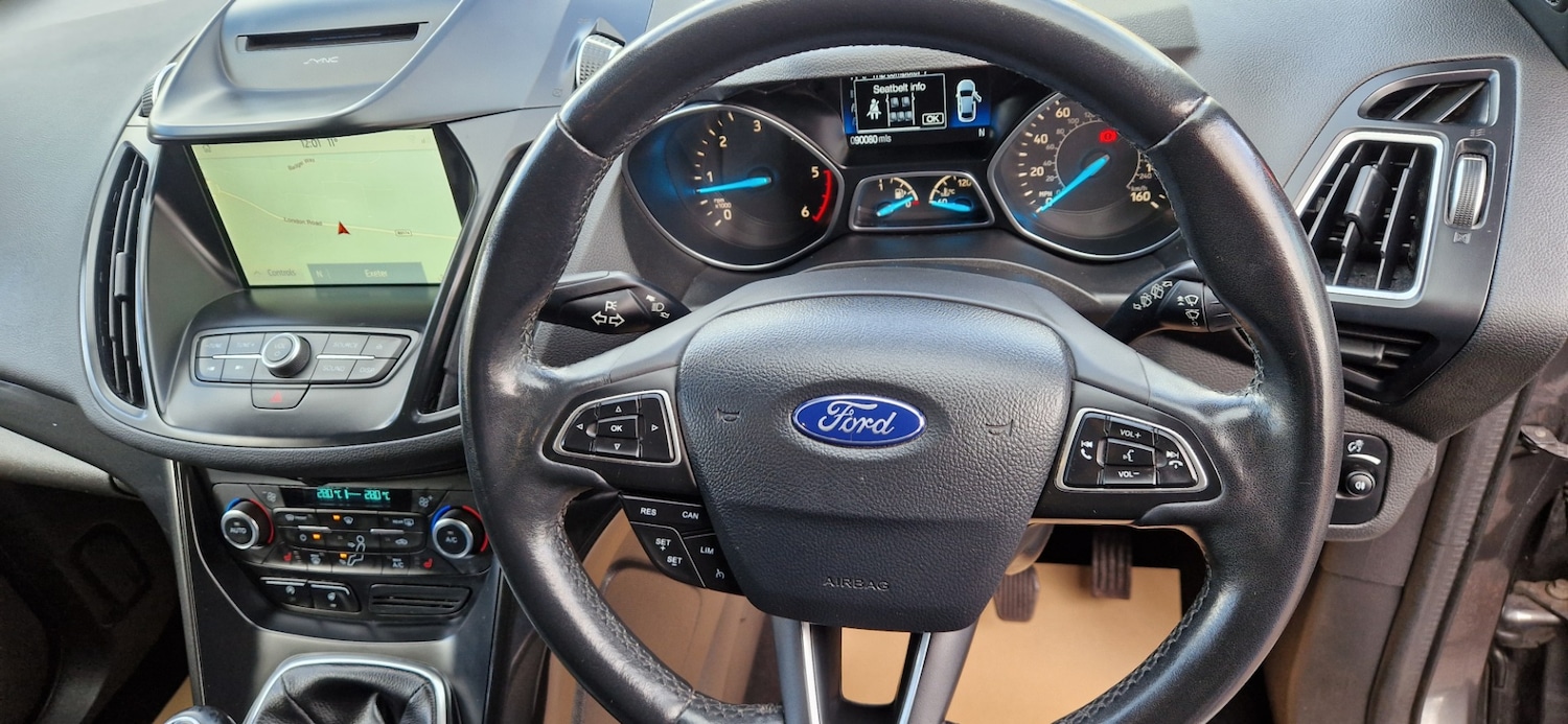 Used Ford Kuga 2018 for sale - 76436640: Photo 10