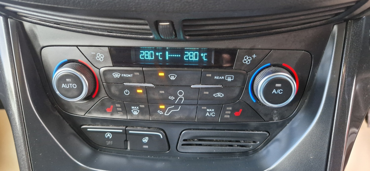 Used Ford Kuga 2018 for sale - 76436640: Photo 12