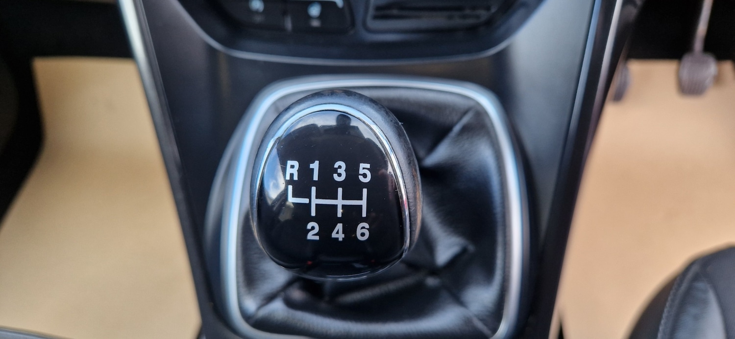 Used Ford Kuga 2018 for sale - 76436640: Photo 13