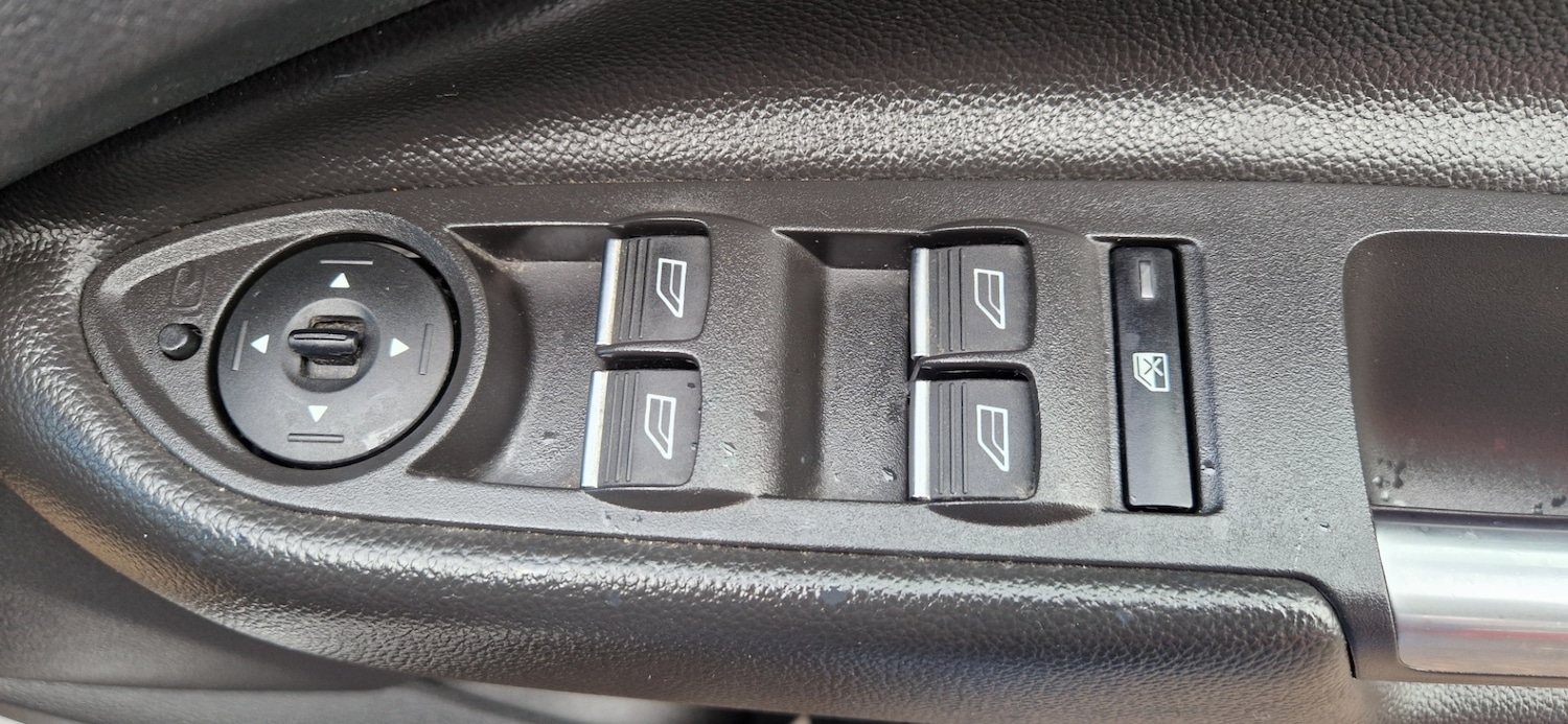 Used Ford Kuga 2018 for sale - 76436640: Photo 17