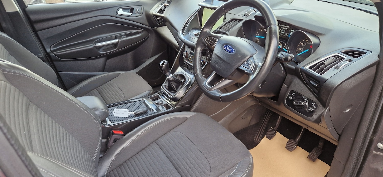 Used Ford Kuga 2018 for sale - 76436640: Photo 8