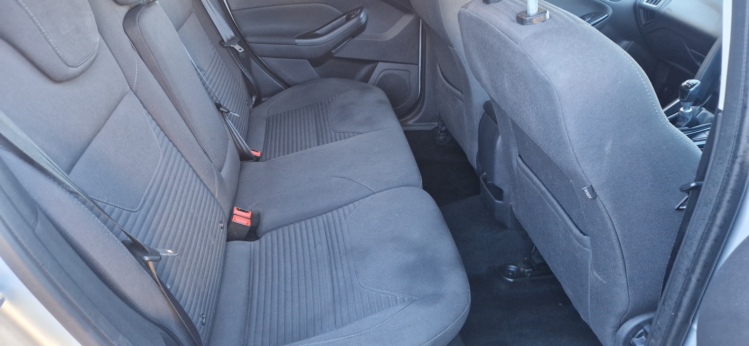 Used Ford Focus 2015 for sale - 76750187: Photo 17