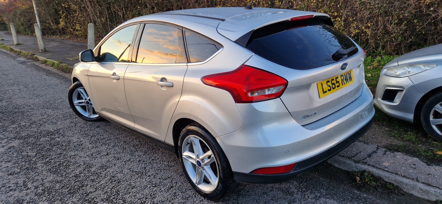 Used Ford Focus 2015 for sale - 76750187: Photo 2