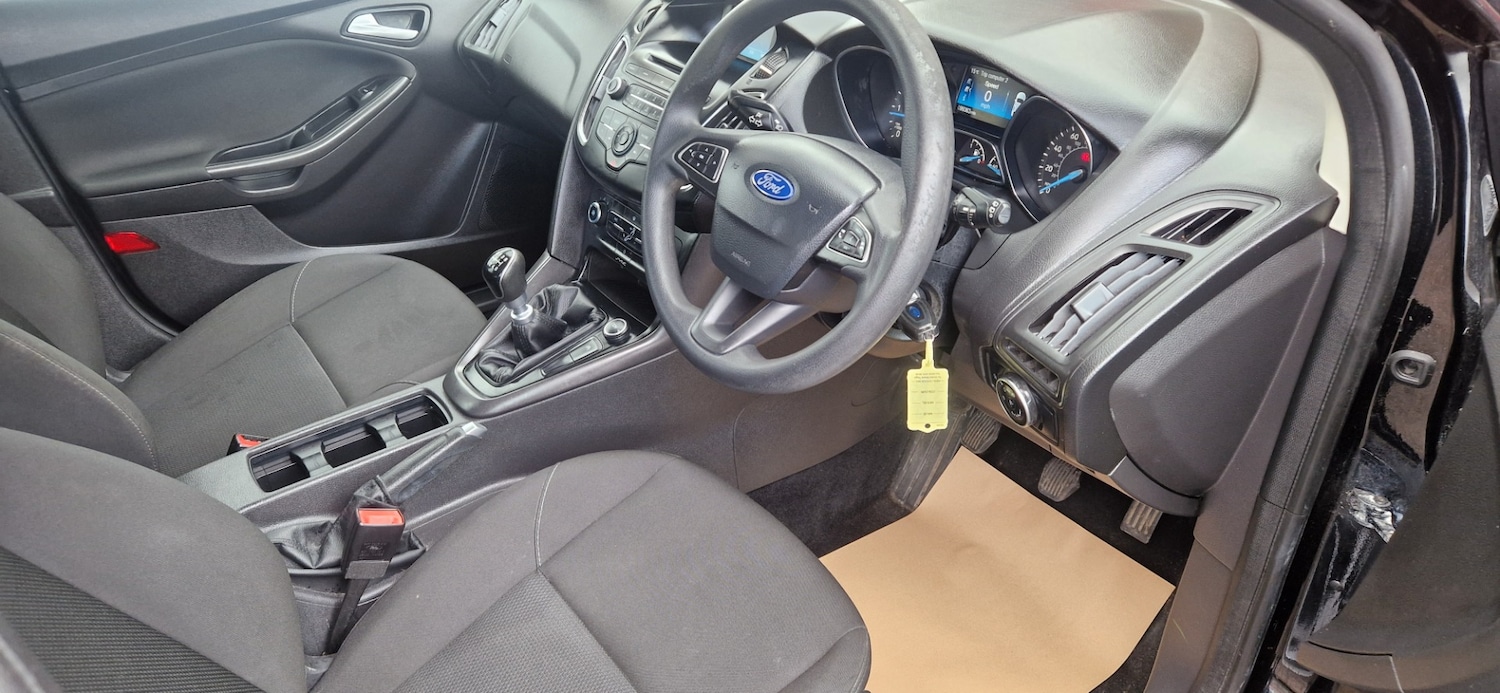 Used Ford Focus 2015 for sale - 76846131: Photo 8