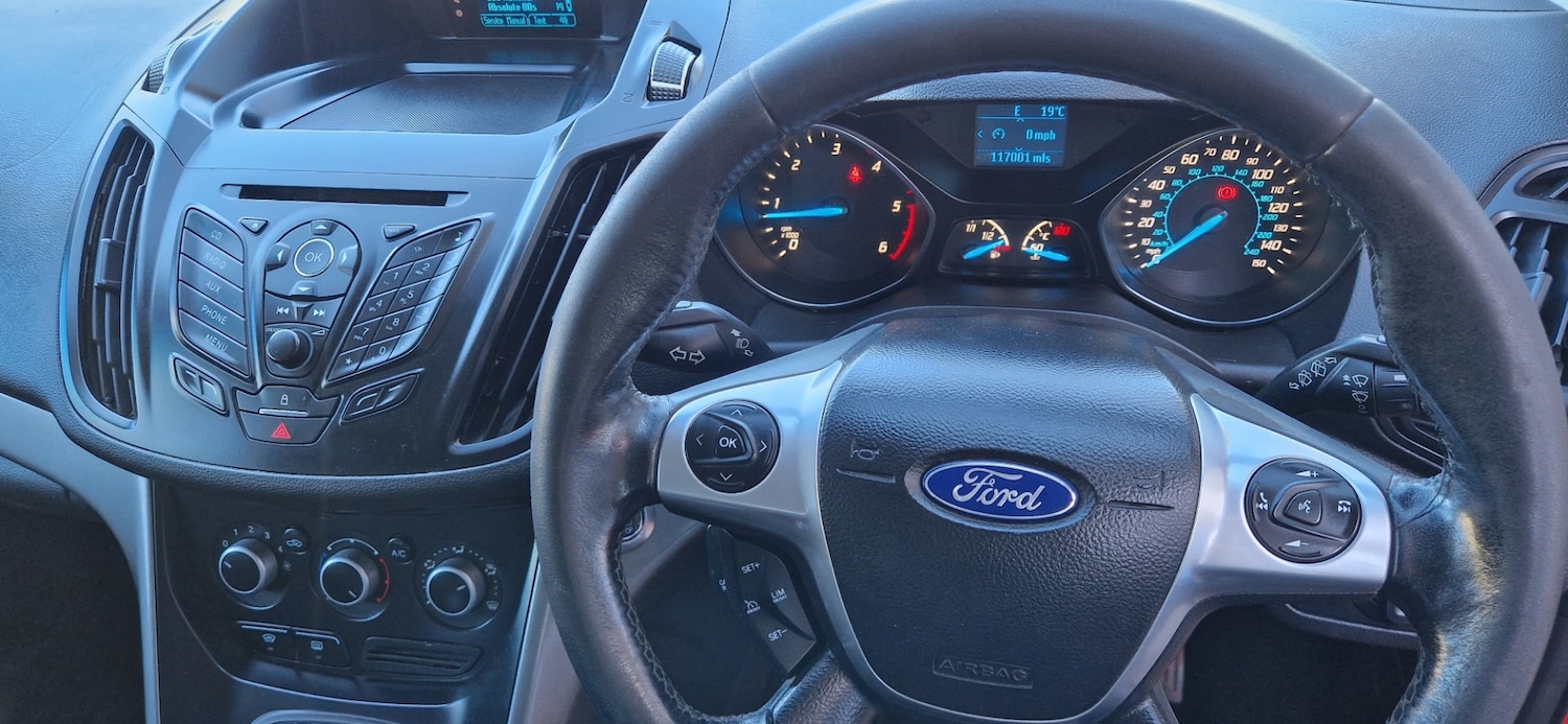 Used Ford Kuga 2014 for sale - 77934234: Photo 10