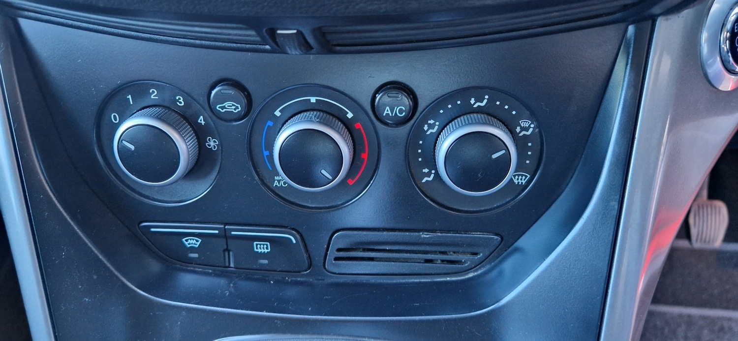 Used Ford Kuga 2014 for sale - 77934234: Photo 13