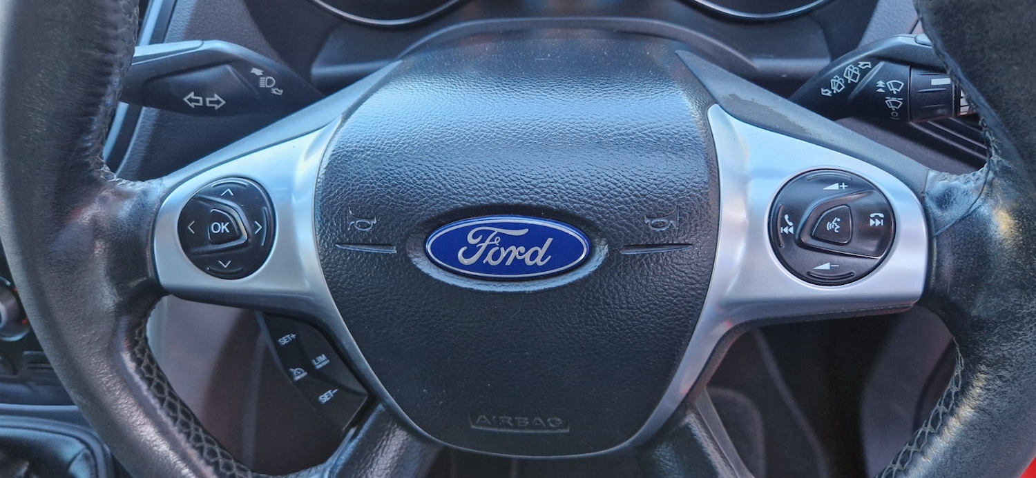 Used Ford Kuga 2014 for sale - 77934234: Photo 15