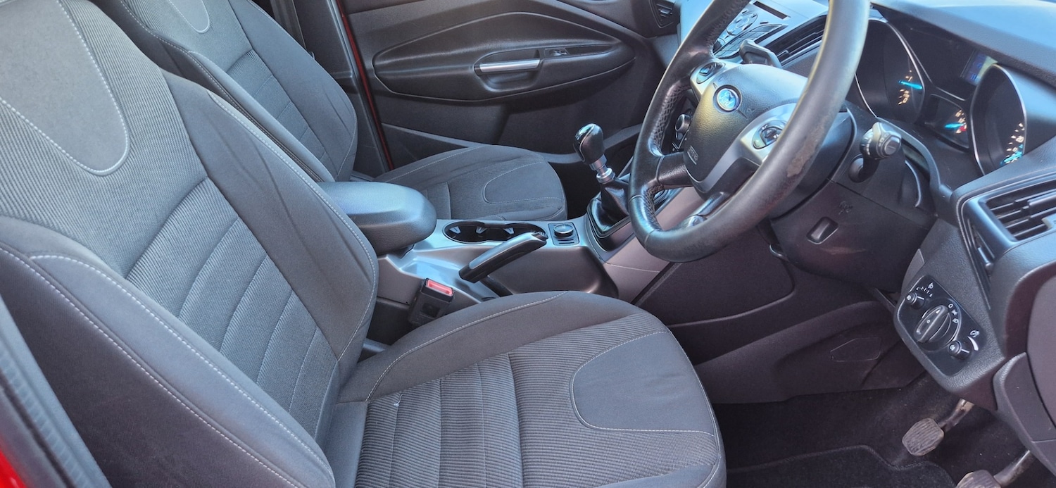 Used Ford Kuga 2014 for sale - 77934234: Photo 9