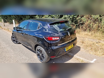 Used Renault Clio 2017 for sale - 79380994: Photo