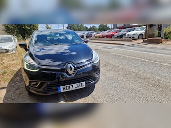 Used Renault Clio 2017 for sale - 79380994: Photo