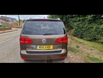 Used Volkswagen Touran 2011 for sale - 74882987: Photo