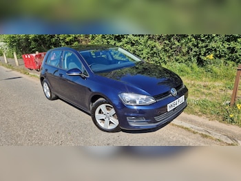 Used Volkswagen Golf 2015 for sale - 78421391: Photo
