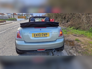 Used MINI Convertible 2010 for sale - 77718201: Photo