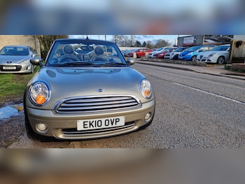 Used MINI Convertible 2010 for sale - 77718201: Photo