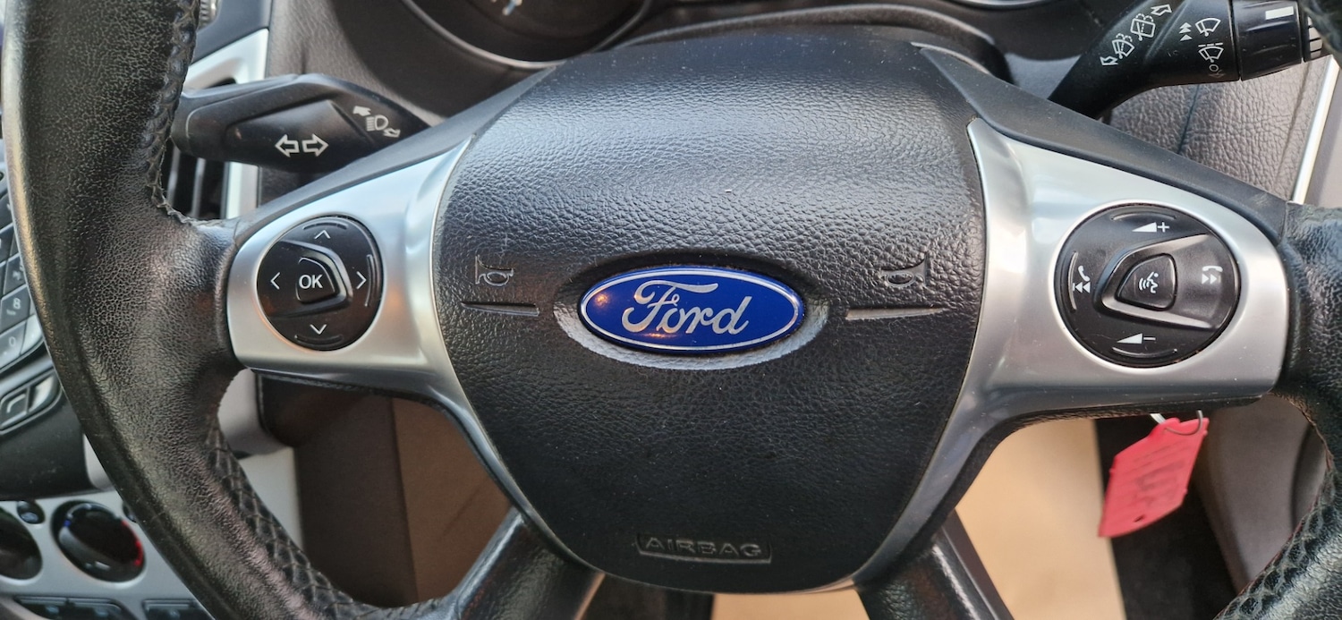 Used Ford Focus 2014 for sale - 76959877: Photo 10