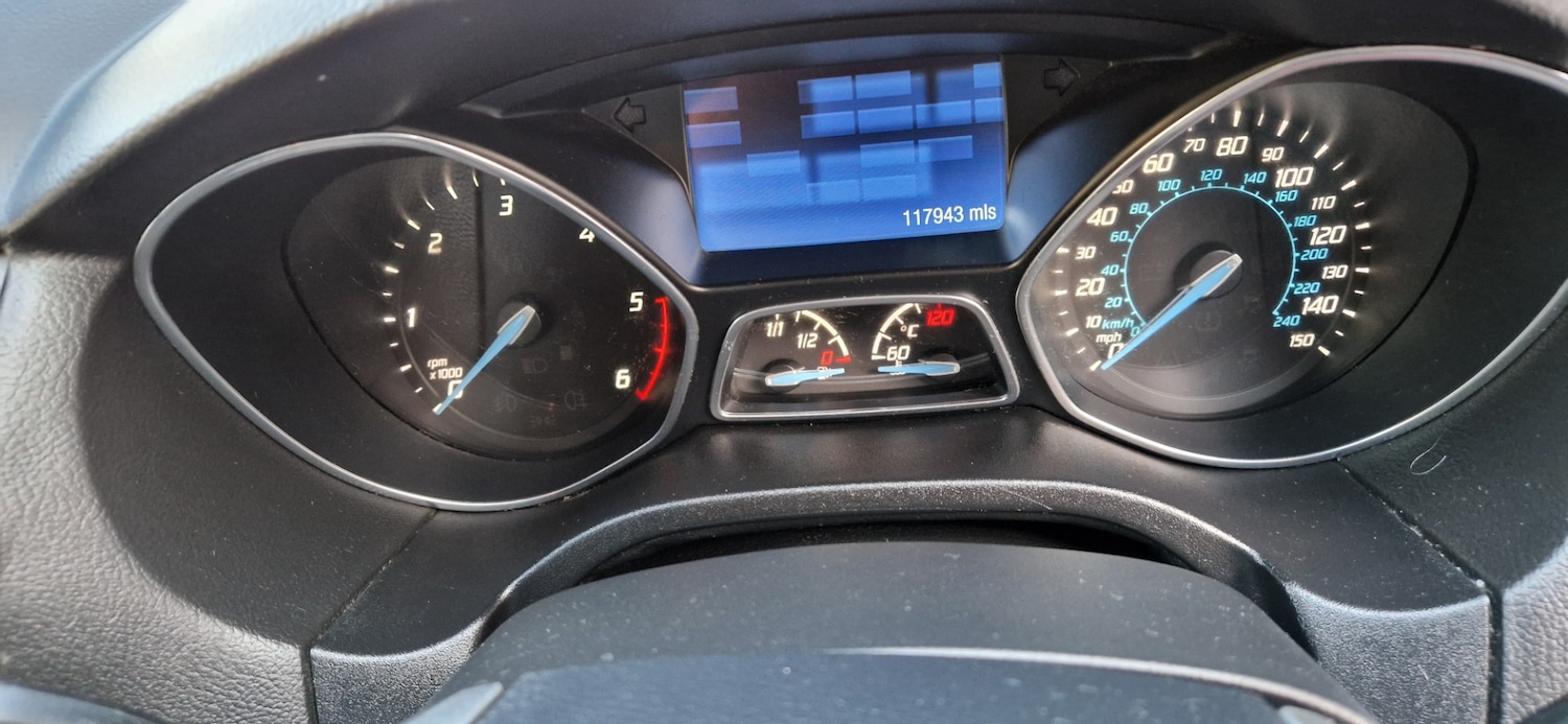 Used Ford Focus 2014 for sale - 76959877: Photo 11