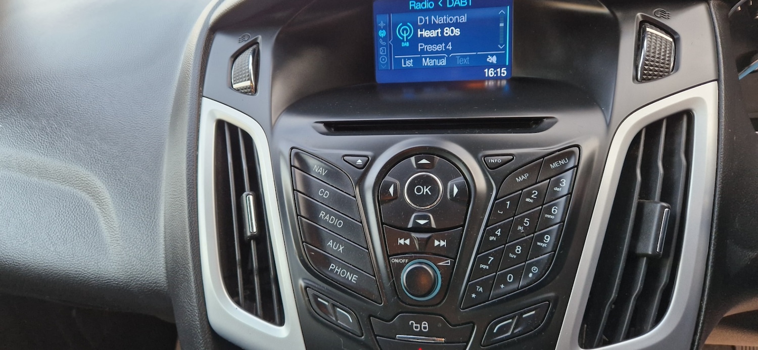 Used Ford Focus 2014 for sale - 76959877: Photo 8