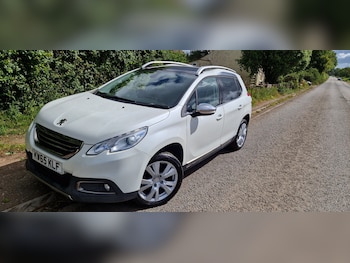 Used Peugeot 2008 2015 for sale - 78577885: Photo