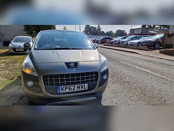 Used Peugeot 3008 2012 for sale - 75541790: Photo