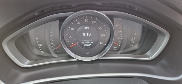 Used Volvo V40 2017 for sale - 75535516: Photo 14