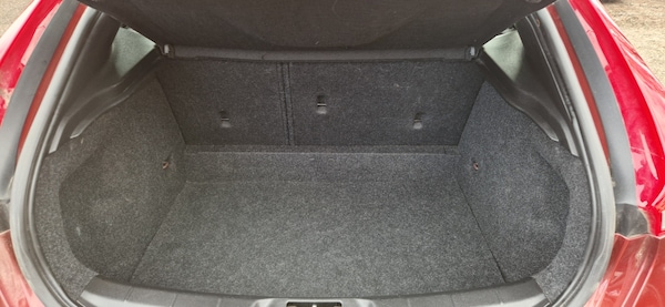 Used Volvo V40 2017 for sale - 75535516: Photo 17