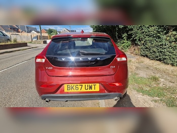Used Volvo V40 2017 for sale - 75535516: Photo