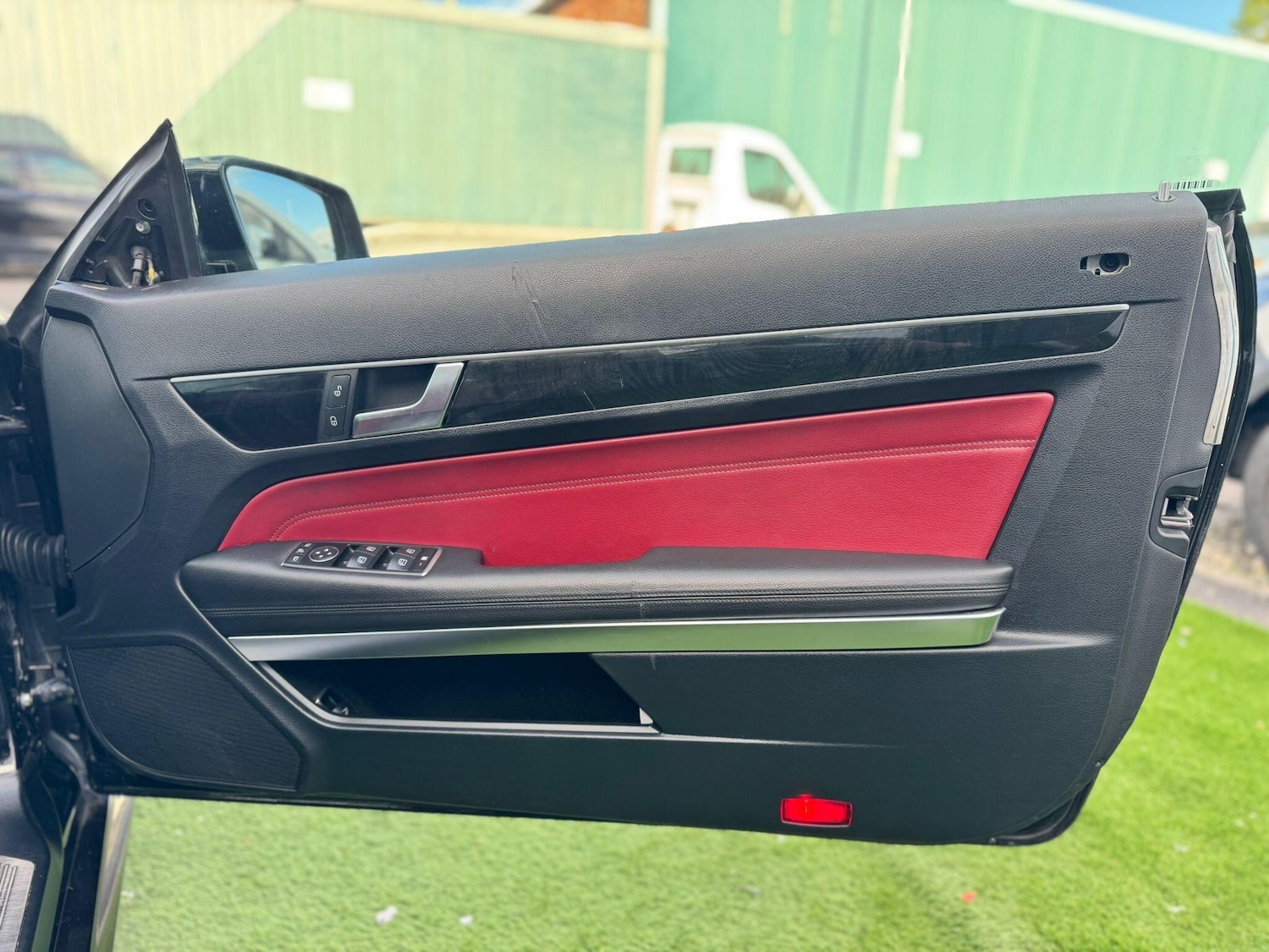 Used Mercedes-Benz E Class 2014 for sale - 76550067: Photo 11