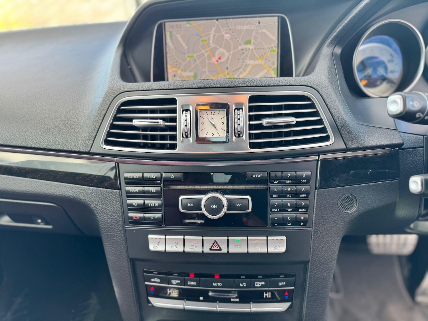 Used Mercedes-Benz E Class 2014 for sale - 76550067: Photo 12