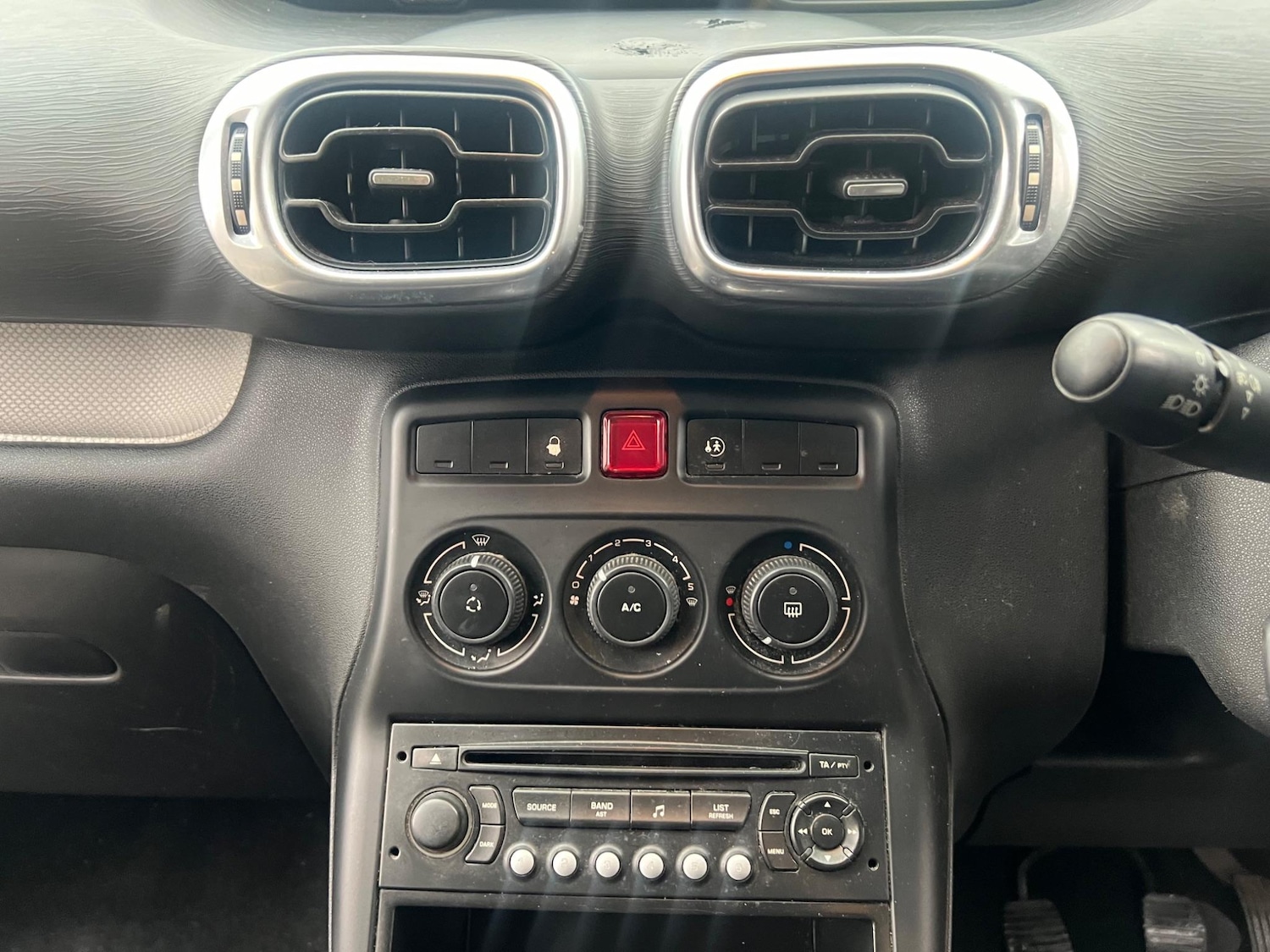 Used Citroen C3 Picasso 2010 for sale - 76666609: Photo 26