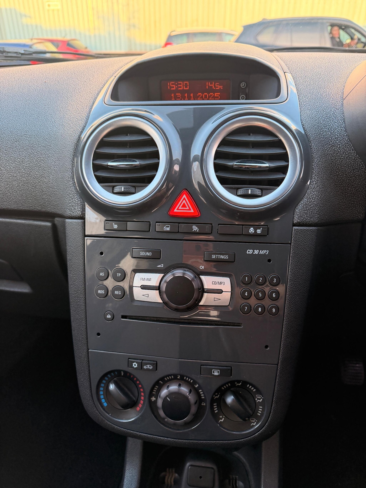 Used Vauxhall Corsa 2012 for sale - 76585081: Photo 13