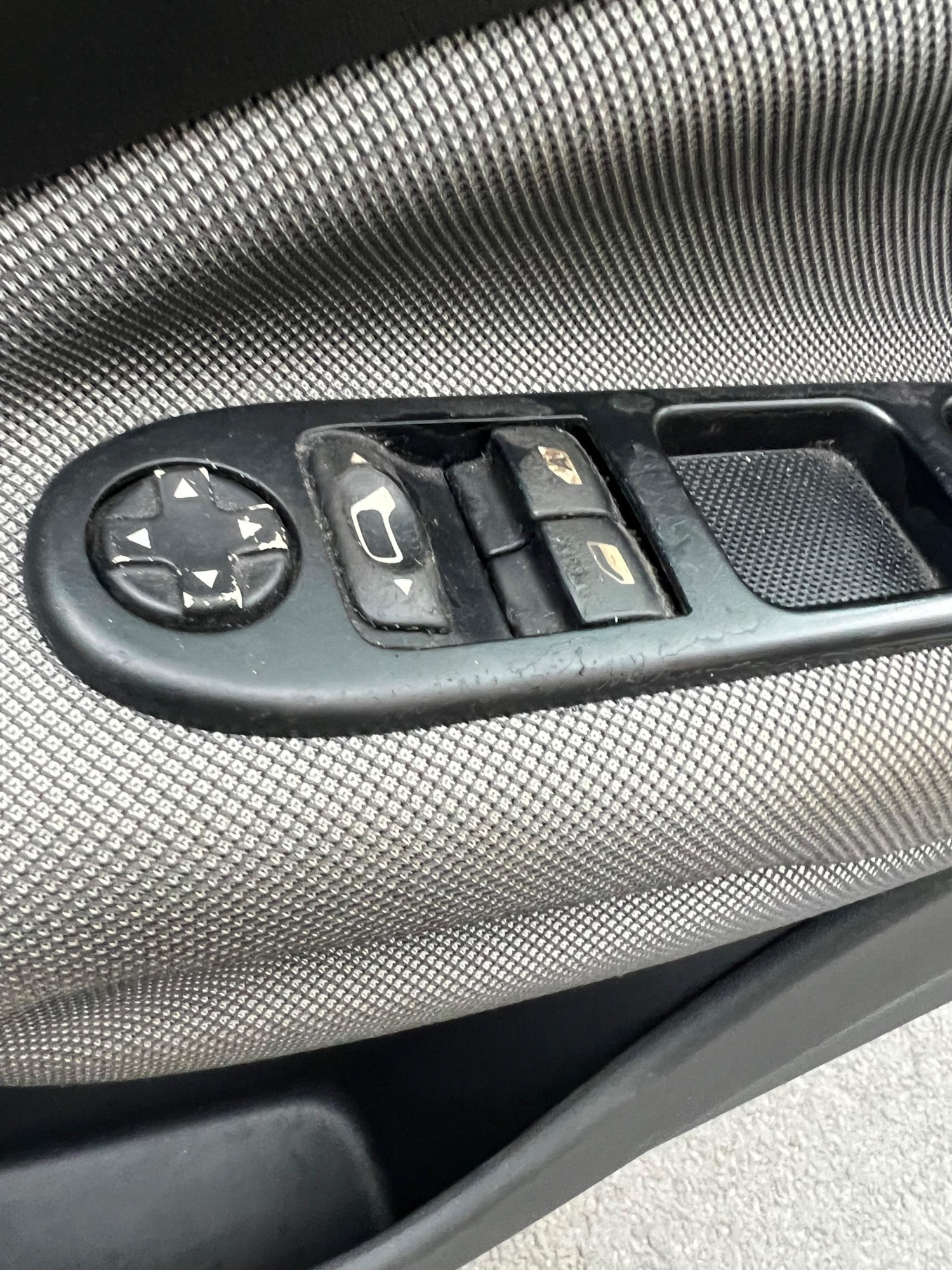 Used Citroen C3 Picasso 2010 for sale - 76952939: Photo 30