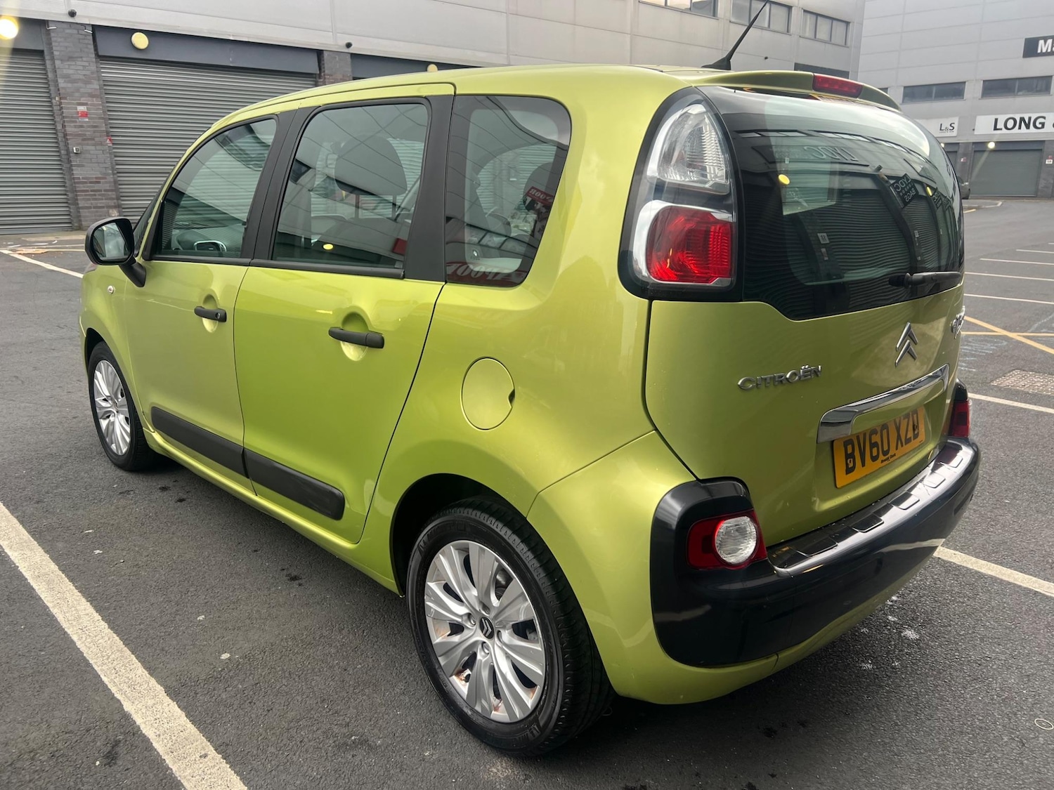 Used Citroen C3 Picasso 2010 for sale - 76952939: Photo 7
