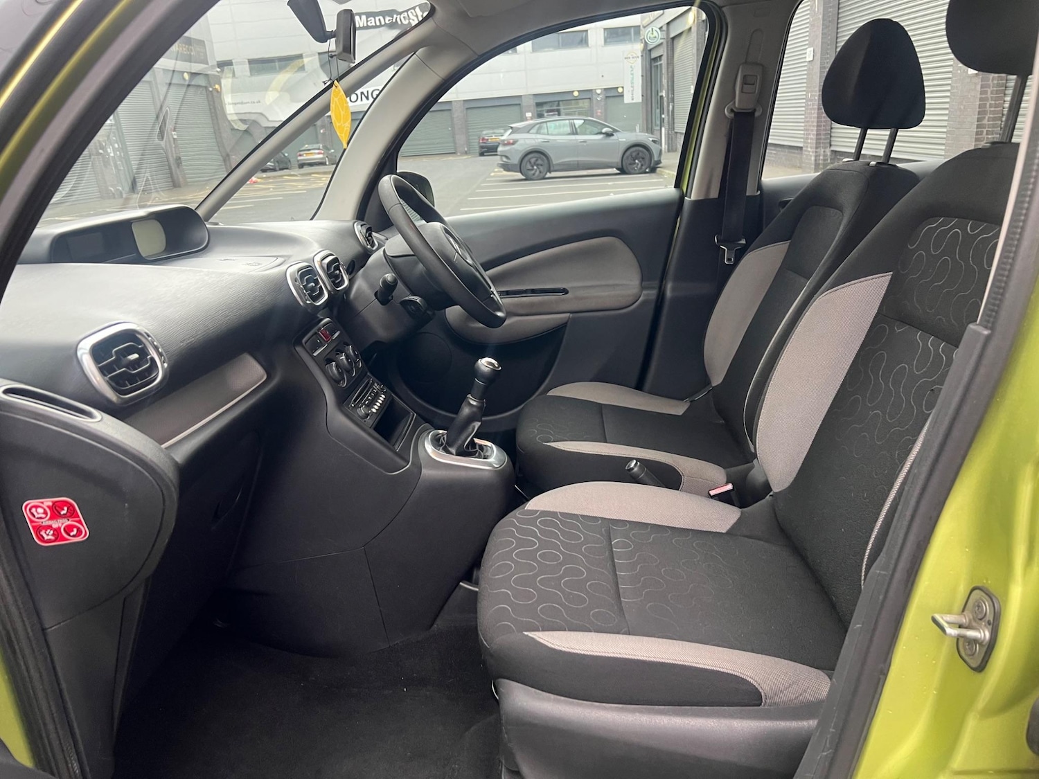 Used Citroen C3 Picasso 2010 for sale - 76952939: Photo 9