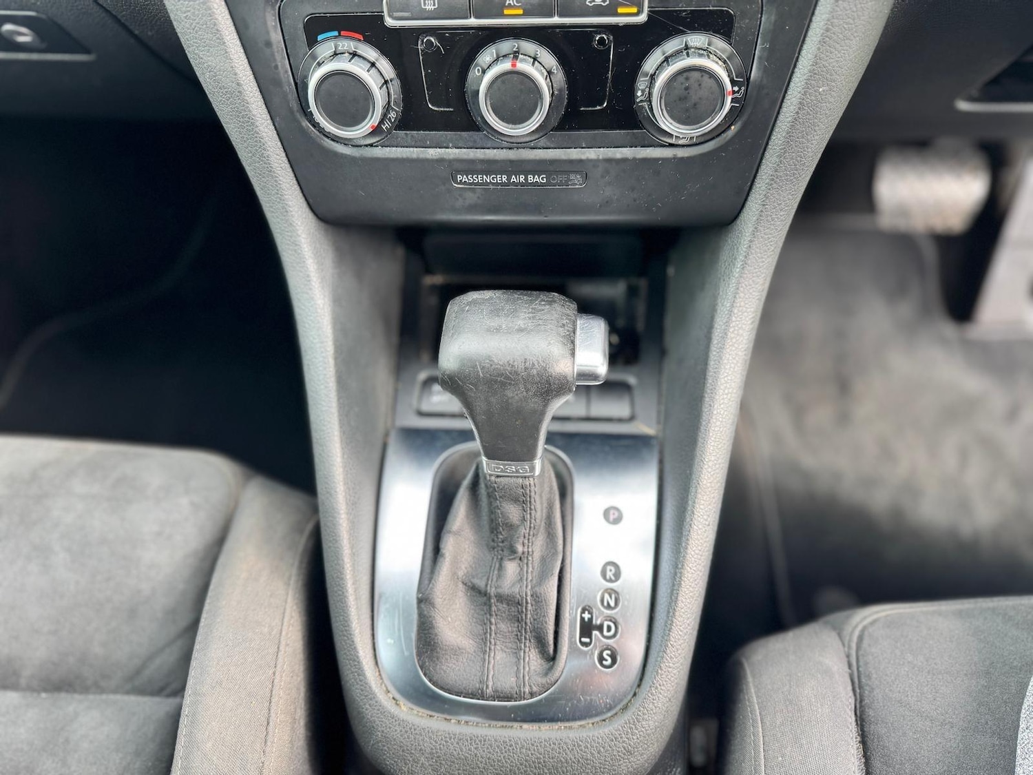 Used Volkswagen Golf 2009 for sale - 76952638: Photo 23