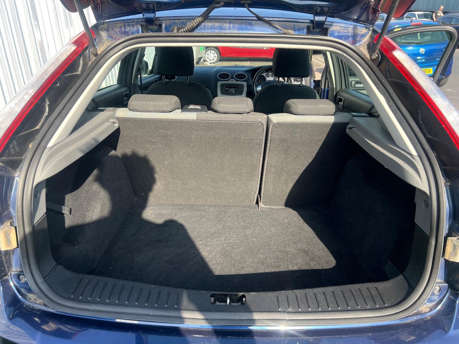 Used Ford Focus 2010 for sale - 76952339: Photo 11